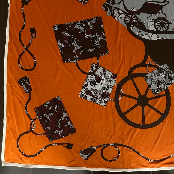 Hermes “Kelly en Caleche” scarf - Picture 5 of 8